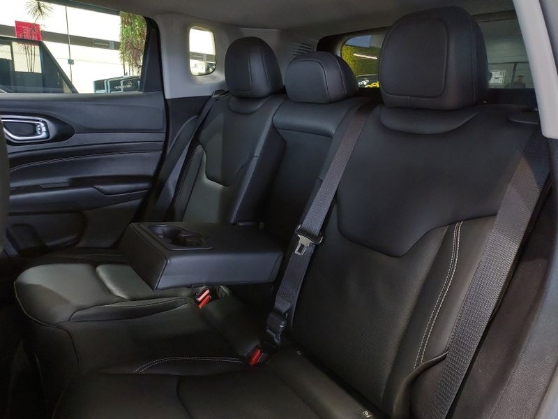 JEEP COMPASS 1.3 T270 TURBO FLEX LONGITUDE AT6 2024/2025 BETIOLO NOVOS E SEMINOVOS LAJEADO / Carros no Vale JEEP COMPASS 1.3 T270 TURBO FLEX LONGITUDE AT6 2024/2025 BETIOLO NOVOS E SEMINOVOS LAJEADO / Carros no Vale