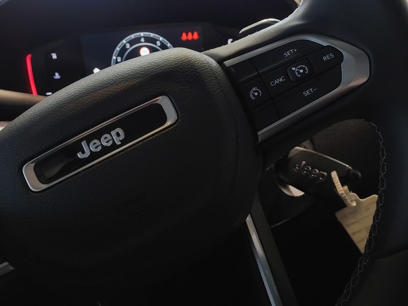JEEP RENEGADE 1.3 T270 TURBO FLEX LONGITUDE AT6 2022/2023 BETIOLO NOVOS E SEMINOVOS LAJEADO / Carros no Vale JEEP RENEGADE 1.3 T270 TURBO FLEX LONGITUDE AT6 2022/2023 BETIOLO NOVOS E SEMINOVOS LAJEADO / Carros no Vale