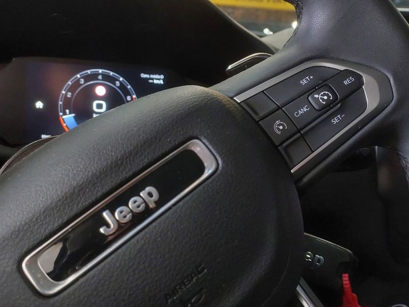 JEEP RENEGADE 1.3 T270 TURBO FLEX LONGITUDE AT6 2024/2024 BETIOLO NOVOS E SEMINOVOS LAJEADO / Carros no Vale JEEP RENEGADE 1.3 T270 TURBO FLEX LONGITUDE AT6 2024/2024 BETIOLO NOVOS E SEMINOVOS LAJEADO / Carros no Vale