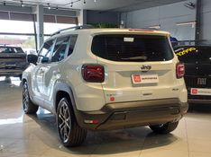 JEEP RENEGADE 1.3 T270 TURBO FLEX LONGITUDE AT6 2022/2023 BETIOLO NOVOS E SEMINOVOS LAJEADO / Carros no Vale