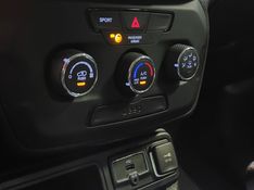 JEEP RENEGADE 1.8 16V FLEX SPORT 4P AUTOMÁTICO 2018/2019 BETIOLO NOVOS E SEMINOVOS LAJEADO / Carros no Vale