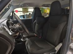 JEEP RENEGADE 1.8 16V FLEX SPORT 4P AUTOMÁTICO 2018/2019 BETIOLO NOVOS E SEMINOVOS LAJEADO / Carros no Vale
