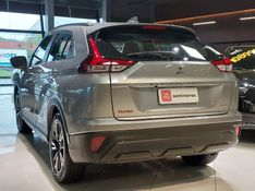 Mitsubishi ECLIPSE CROSS 1.5 MIVEC TURBO GASOLINA GLS CVT 2022/2023 BETIOLO NOVOS E SEMINOVOS LAJEADO / Carros no Vale