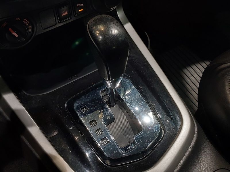 Nissan FRONTIER 2.3 16V TURBO DIESEL XE CD 4X4 AUTOMÁTICO 2018/2019 BETIOLO NOVOS E SEMINOVOS LAJEADO / Carros no Vale