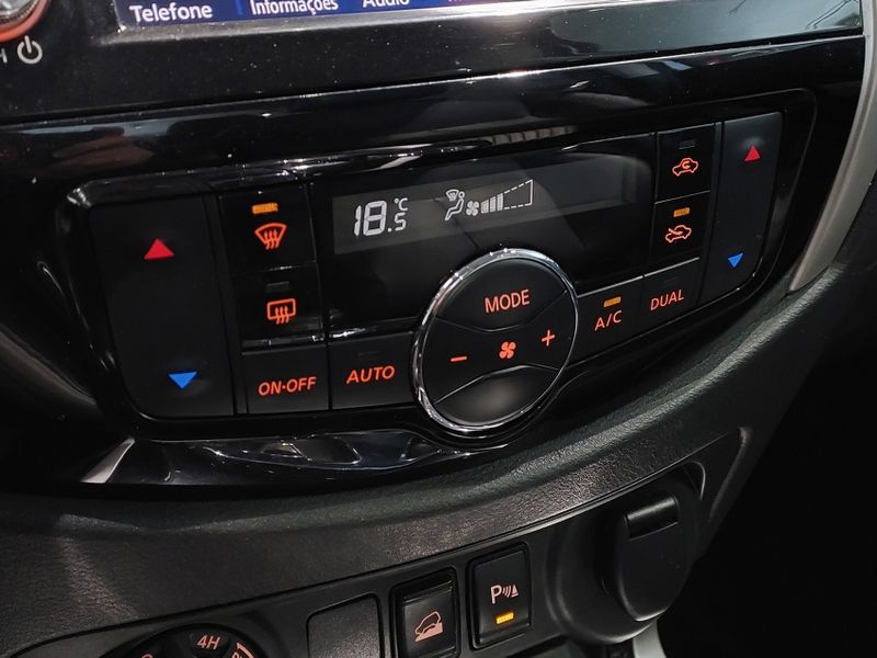 Nissan FRONTIER 2.3 16V TURBO DIESEL XE CD 4X4 AUTOMÁTICO 2018/2019 BETIOLO NOVOS E SEMINOVOS LAJEADO / Carros no Vale