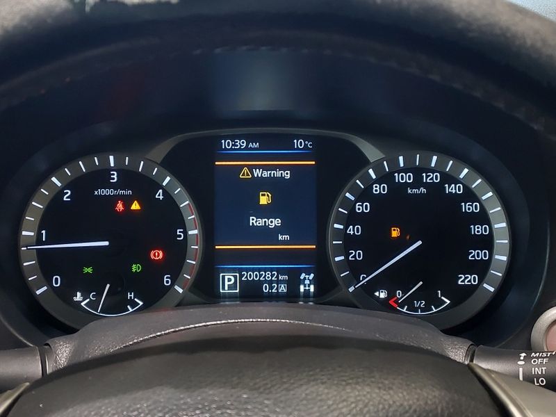 Nissan FRONTIER 2.3 16V TURBO DIESEL XE CD 4X4 AUTOMÁTICO 2018/2019 BETIOLO NOVOS E SEMINOVOS LAJEADO / Carros no Vale