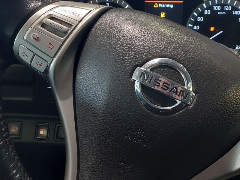 Nissan FRONTIER 2.3 16V TURBO DIESEL XE CD 4X4 AUTOMÁTICO 2018/2019 BETIOLO NOVOS E SEMINOVOS LAJEADO / Carros no Vale