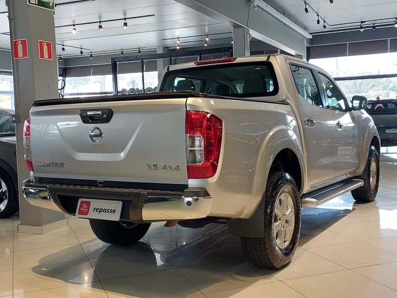 Nissan FRONTIER 2.3 16V TURBO DIESEL XE CD 4X4 AUTOMÁTICO 2018/2019 BETIOLO NOVOS E SEMINOVOS LAJEADO / Carros no Vale
