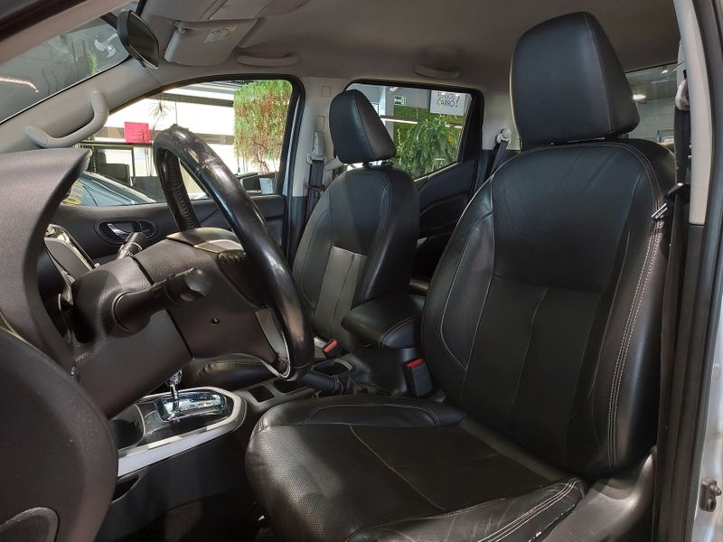 Nissan FRONTIER 2.3 16V TURBO DIESEL XE CD 4X4 AUTOMÁTICO 2018/2019 BETIOLO NOVOS E SEMINOVOS LAJEADO / Carros no Vale