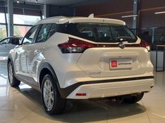 Nissan KICKS 1.6 16V FLEXSTART SENSE XTRONIC 2022/2022 BETIOLO NOVOS E SEMINOVOS LAJEADO / Carros no Vale