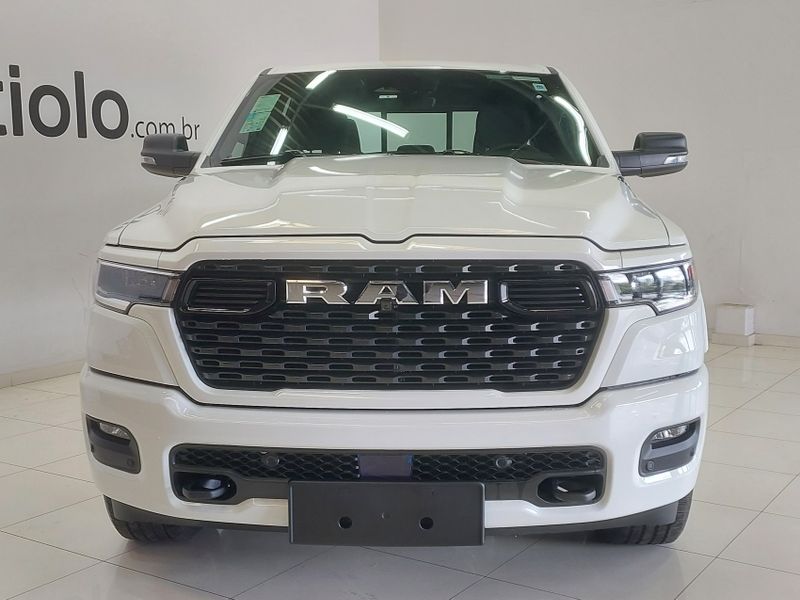 Ram 1500 3.0 HURRICANE 6 BITURBO GASOLINA BIG HORN CD 4X4 AUTOMÁTICO 2026/2026 BETIOLO NOVOS E SEMINOVOS LAJEADO / Carros no Vale