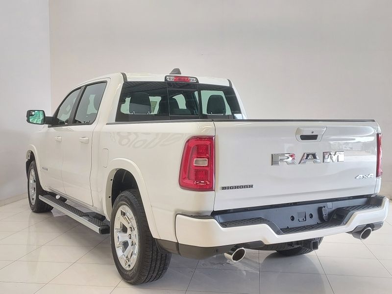 Ram 1500 3.0 HURRICANE 6 BITURBO GASOLINA BIG HORN CD 4X4 AUTOMÁTICO 2026/2026 BETIOLO NOVOS E SEMINOVOS LAJEADO / Carros no Vale