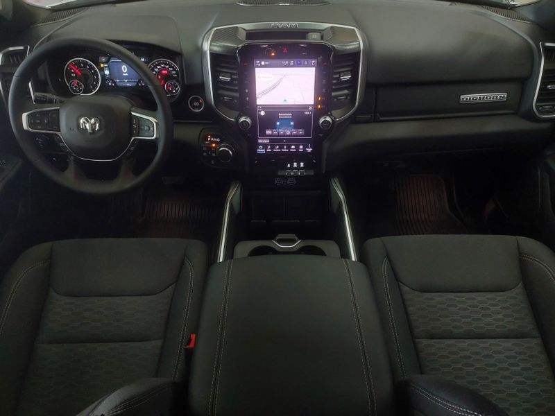 Ram 1500 3.0 HURRICANE 6 BITURBO GASOLINA BIG HORN CD 4X4 AUTOMÁTICO 2026/2026 BETIOLO NOVOS E SEMINOVOS LAJEADO / Carros no Vale