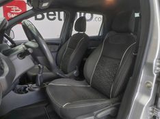 Renault DUSTER OROCH 1.6 16V SCE FLEX DYNAMIQUE MANUAL 2018/2019 BETIOLO NOVOS E SEMINOVOS LAJEADO / Carros no Vale