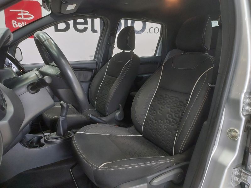 Renault DUSTER OROCH 1.6 16V SCE FLEX DYNAMIQUE MANUAL 2018/2019 BETIOLO NOVOS E SEMINOVOS LAJEADO / Carros no Vale