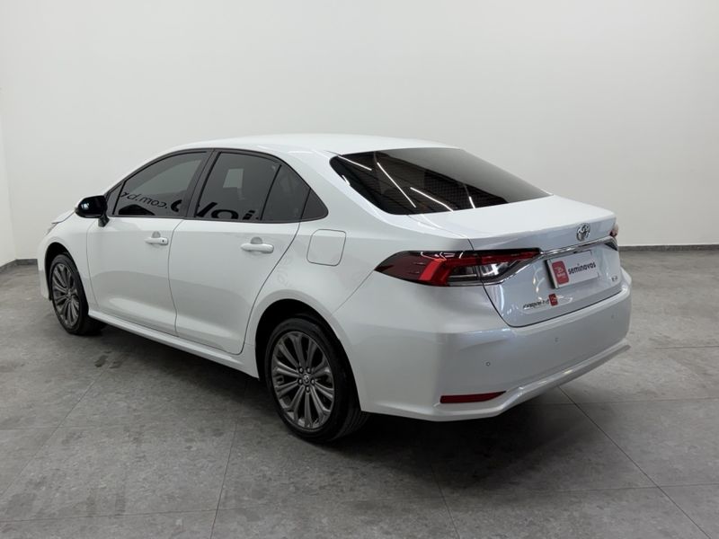 Toyota COROLLA 2.0 VVT-IE FLEX XEI DIRECT SHIFT 2022/2023 BETIOLO NOVOS E SEMINOVOS LAJEADO / Carros no Vale Toyota COROLLA 2.0 VVT-IE FLEX XEI DIRECT SHIFT 2022/2023 BETIOLO NOVOS E SEMINOVOS LAJEADO / Carros no Vale