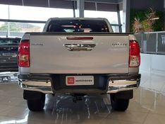 Toyota HILUX 2.8 D-4D TURBO DIESEL CD SR 4X4 AUTOMÁTICO 2025/2025 BETIOLO NOVOS E SEMINOVOS LAJEADO / Carros no Vale