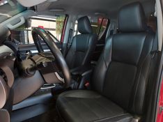 Toyota HILUX 2.8 SRV 4X4 CD 16V DIESEL 4P AUTOMÁTICO 2019/2020 BETIOLO NOVOS E SEMINOVOS LAJEADO / Carros no Vale