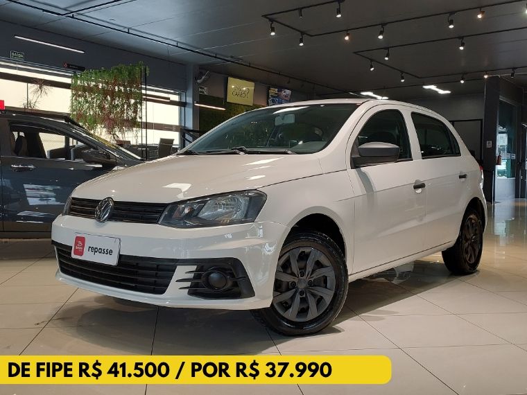 Volkswagen GOL 1.0 12V MPI TOTALFLEX TRENDLINE 4P MANUAL 2017/2018 BETIOLO NOVOS E SEMINOVOS LAJEADO / Carros no Vale Volkswagen GOL 1.0 12V MPI TOTALFLEX TRENDLINE 4P MANUAL 2017/2018 BETIOLO NOVOS E SEMINOVOS LAJEADO / Carros no Vale