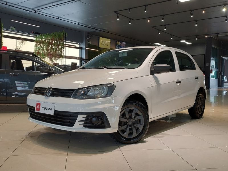 Volkswagen GOL 1.0 12V MPI TOTALFLEX TRENDLINE 4P MANUAL 2017/2018 BETIOLO NOVOS E SEMINOVOS LAJEADO / Carros no Vale Volkswagen GOL 1.0 12V MPI TOTALFLEX TRENDLINE 4P MANUAL 2017/2018 BETIOLO NOVOS E SEMINOVOS LAJEADO / Carros no Vale