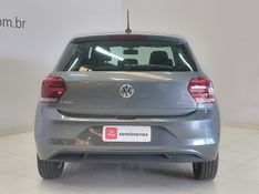 Volkswagen POLO 1.0 200 TSI COMFORTLINE AUTOMÁTICO 2022/2022 BETIOLO NOVOS E SEMINOVOS LAJEADO / Carros no Vale