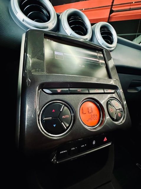Citroen C3 1.6 VTI 120 FLEX URBAN TRAIL EAT6 2018/2019 CASTELLAN E TOMAZONI MOTORS CAXIAS DO SUL / Carros no Vale Citroen C3 1.6 VTI 120 FLEX URBAN TRAIL EAT6 2018/2019 CASTELLAN E TOMAZONI MOTORS CAXIAS DO SUL / Carros no Vale