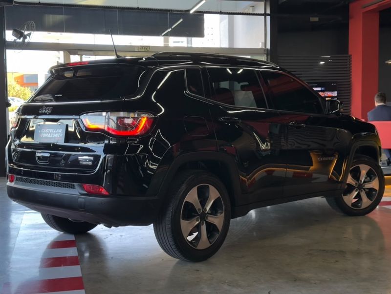 JEEP COMPASS 2.0 16V FLEX LONGITUDE AUTOMÁTICO 2017/2017 CASTELLAN E TOMAZONI MOTORS CAXIAS DO SUL / Carros no Vale JEEP COMPASS 2.0 16V FLEX LONGITUDE AUTOMÁTICO 2017/2017 CASTELLAN E TOMAZONI MOTORS CAXIAS DO SUL / Carros no Vale