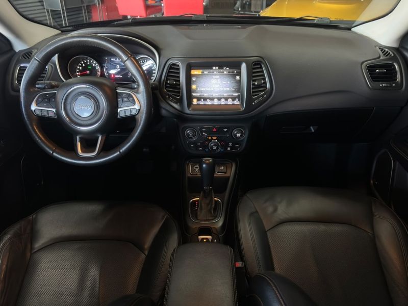 JEEP COMPASS 2.0 16V FLEX LONGITUDE AUTOMÁTICO 2017/2017 CASTELLAN E TOMAZONI MOTORS CAXIAS DO SUL / Carros no Vale JEEP COMPASS 2.0 16V FLEX LONGITUDE AUTOMÁTICO 2017/2017 CASTELLAN E TOMAZONI MOTORS CAXIAS DO SUL / Carros no Vale