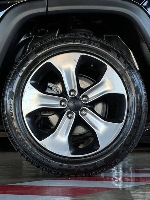 JEEP COMPASS 2.0 16V FLEX LONGITUDE AUTOMÁTICO 2017/2017 CASTELLAN E TOMAZONI MOTORS CAXIAS DO SUL / Carros no Vale JEEP COMPASS 2.0 16V FLEX LONGITUDE AUTOMÁTICO 2017/2017 CASTELLAN E TOMAZONI MOTORS CAXIAS DO SUL / Carros no Vale