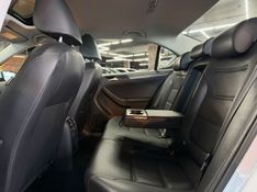 Volkswagen JETTA 1.4 16V TSI COMFORTLINE GASOLINA 4P TIPTRONIC 2017/2017 CASTELLAN E TOMAZONI MOTORS CAXIAS DO SUL / Carros no Vale