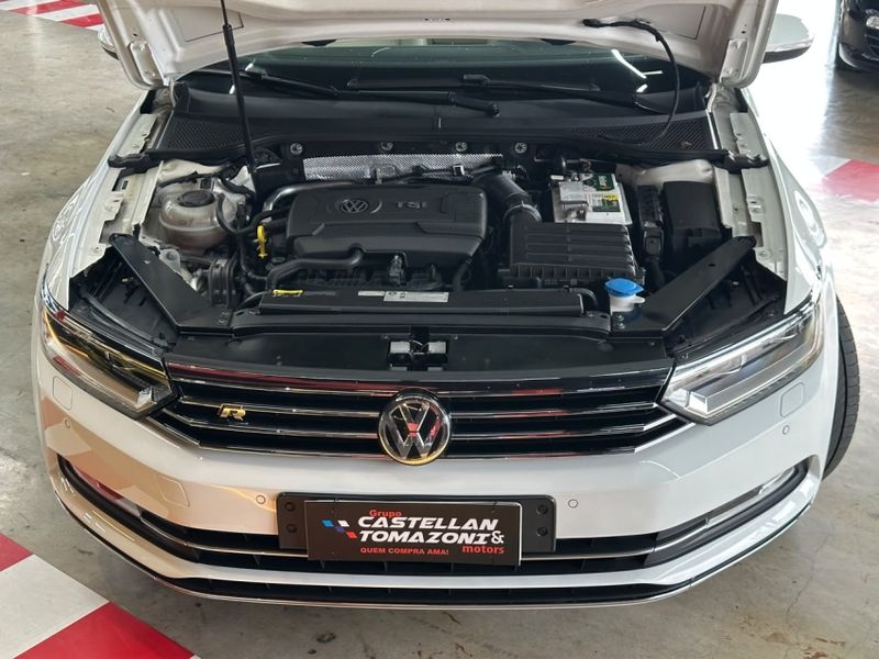 Volkswagen PASSAT 2.0 16V TSI BLUEMOTION GASOLINA HIGHLINE 4P DSG 2019/2019 CASTELLAN E TOMAZONI MOTORS CAXIAS DO SUL / Carros no Vale Volkswagen PASSAT 2.0 16V TSI BLUEMOTION GASOLINA HIGHLINE 4P DSG 2019/2019 CASTELLAN E TOMAZONI MOTORS CAXIAS DO SUL / Carros no Vale