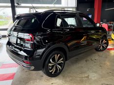 Volkswagen T-CROSS 1.0 200 TSI TOTAL FLEX COMFORTLINE AUTOMÁTICO 2022/2022 CASTELLAN E TOMAZONI MOTORS CAXIAS DO SUL / Carros no Vale