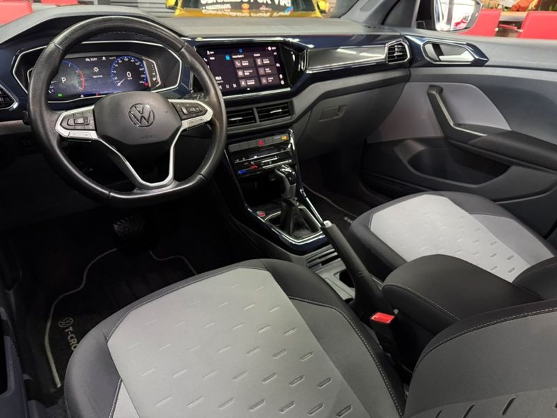 Volkswagen T-CROSS 1.0 200 TSI TOTAL FLEX COMFORTLINE AUTOMÁTICO 2022/2022 CASTELLAN E TOMAZONI MOTORS CAXIAS DO SUL / Carros no Vale Volkswagen T-CROSS 1.0 200 TSI TOTAL FLEX COMFORTLINE AUTOMÁTICO 2022/2022 CASTELLAN E TOMAZONI MOTORS CAXIAS DO SUL / Carros no Vale