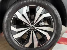 Volkswagen T-CROSS 1.0 200 TSI TOTAL FLEX COMFORTLINE AUTOMÁTICO 2022/2022 CASTELLAN E TOMAZONI MOTORS CAXIAS DO SUL / Carros no Vale