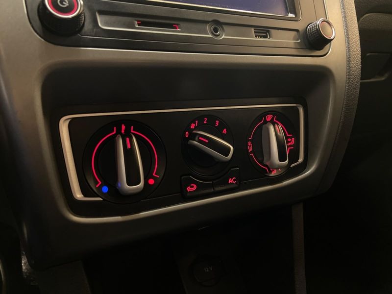 Volkswagen FOX 1.6 MSI TOTAL FLEX CONNECT 4P MANUAL 2018/2019 DRSUL SEMINOVOS CAXIAS DO SUL – LAJEADO – SANTA CRUZ DO SUL / Carros no Vale Volkswagen FOX 1.6 MSI TOTAL FLEX CONNECT 4P MANUAL 2018/2019 DRSUL SEMINOVOS CAXIAS DO SUL – LAJEADO – SANTA CRUZ DO SUL / Carros no Vale