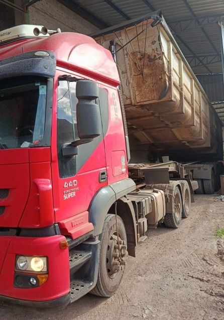 Iveco Stralis 440 STRALIS 600-S44T TB 6×2 EUROT + RANDON 2004 2012/2013 CAMINHÕES & CAMIONETAS PASSO FUNDO / Carros no Vale Iveco Stralis 440 STRALIS 600-S44T TB 6×2 EUROT + RANDON 2004 2012/2013 CAMINHÕES & CAMIONETAS PASSO FUNDO / Carros no Vale