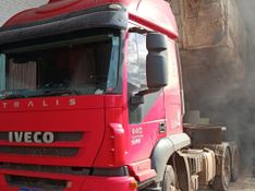 Iveco Stralis 440 STRALIS 600-S44T TB 6×2 EUROT + RANDON 2004 2012/2013 CAMINHÕES & CAMIONETAS PASSO FUNDO / Carros no Vale
