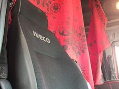 Iveco Stralis 440 STRALIS 600-S44T TB 6×2 EUROT + RANDON 2004 2012/2013 CAMINHÕES & CAMIONETAS PASSO FUNDO / Carros no Vale