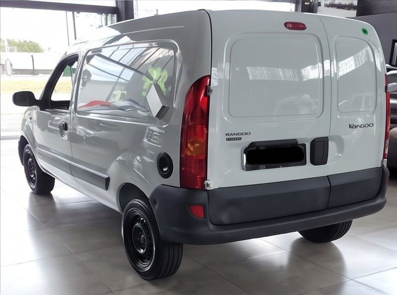 Renault KANGOO 1.6 EXPRESS 16V FLEX 4P MANUAL 2016/2017 CAMINHÕES & CAMIONETAS PASSO FUNDO / Carros no Vale