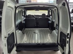 Renault KANGOO 1.6 EXPRESS 16V FLEX 4P MANUAL 2016/2017 CAMINHÕES & CAMIONETAS PASSO FUNDO / Carros no Vale