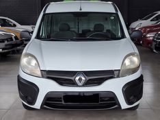 Renault KANGOO 1.6 EXPRESS 16V FLEX 4P MANUAL 2016/2017 CAMINHÕES & CAMIONETAS PASSO FUNDO / Carros no Vale