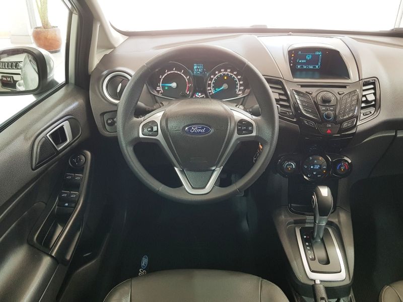 Ford FIESTA 1.6 TITANIUM HATCH 16V FLEX 4P POWERSHIFT 2017/2017 ADVANT AUTOMÓVEIS CAXIAS DO SUL / Carros no Vale