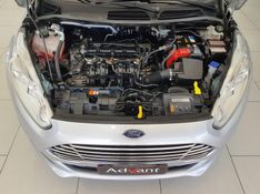 Ford FIESTA 1.6 TITANIUM HATCH 16V FLEX 4P POWERSHIFT 2017/2017 ADVANT AUTOMÓVEIS CAXIAS DO SUL / Carros no Vale