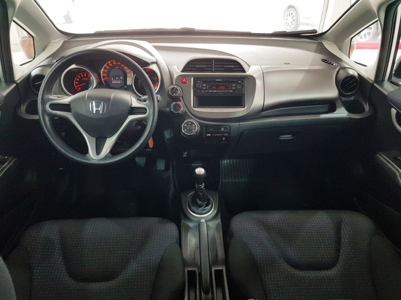 Honda FIT 1.4 LX 16V FLEX 4P MANUAL 2010/2011 ADVANT AUTOMÓVEIS CAXIAS DO SUL / Carros no Vale Honda FIT 1.4 LX 16V FLEX 4P MANUAL 2010/2011 ADVANT AUTOMÓVEIS CAXIAS DO SUL / Carros no Vale