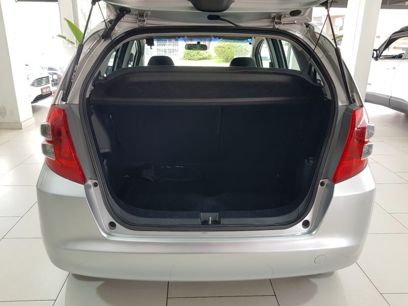 Honda FIT 1.4 LX 16V FLEX 4P MANUAL 2010/2011 ADVANT AUTOMÓVEIS CAXIAS DO SUL / Carros no Vale Honda FIT 1.4 LX 16V FLEX 4P MANUAL 2010/2011 ADVANT AUTOMÓVEIS CAXIAS DO SUL / Carros no Vale