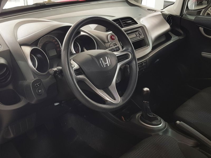 Honda FIT 1.4 LX 16V FLEX 4P MANUAL 2010/2011 ADVANT AUTOMÓVEIS CAXIAS DO SUL / Carros no Vale Honda FIT 1.4 LX 16V FLEX 4P MANUAL 2010/2011 ADVANT AUTOMÓVEIS CAXIAS DO SUL / Carros no Vale