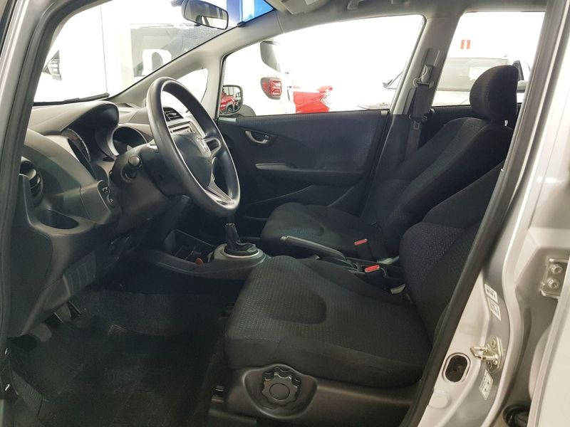 Honda FIT 1.4 LX 16V FLEX 4P MANUAL 2010/2011 ADVANT AUTOMÓVEIS CAXIAS DO SUL / Carros no Vale Honda FIT 1.4 LX 16V FLEX 4P MANUAL 2010/2011 ADVANT AUTOMÓVEIS CAXIAS DO SUL / Carros no Vale