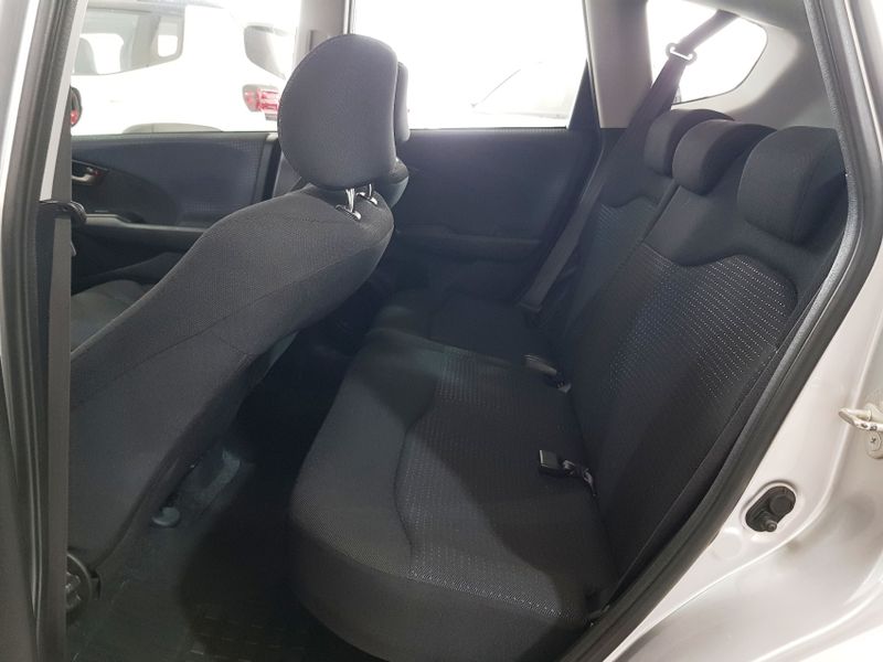 Honda FIT 1.4 LX 16V FLEX 4P MANUAL 2010/2011 ADVANT AUTOMÓVEIS CAXIAS DO SUL / Carros no Vale Honda FIT 1.4 LX 16V FLEX 4P MANUAL 2010/2011 ADVANT AUTOMÓVEIS CAXIAS DO SUL / Carros no Vale