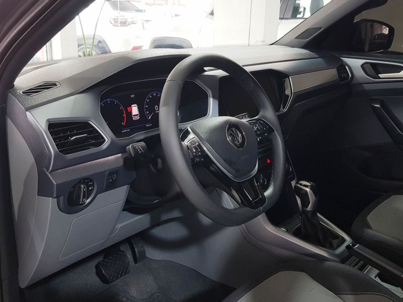 Volkswagen T-CROSS 1.0 200 TSI TOTAL FLEX COMFORTLINE AUTOMÁTICO 2020/2021 ADVANT AUTOMÓVEIS CAXIAS DO SUL / Carros no Vale