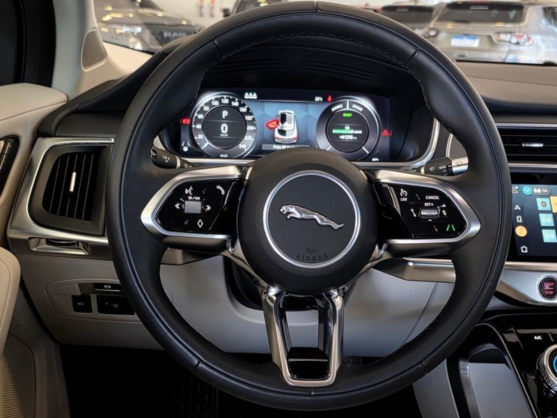 Jaguar I-PACE 90 KW EV400 SE AWD ELÉTRICO 2022/2022 CARRO DEZ NOVO HAMBURGO / Carros no Vale Jaguar I-PACE 90 KW EV400 SE AWD ELÉTRICO 2022/2022 CARRO DEZ NOVO HAMBURGO / Carros no Vale